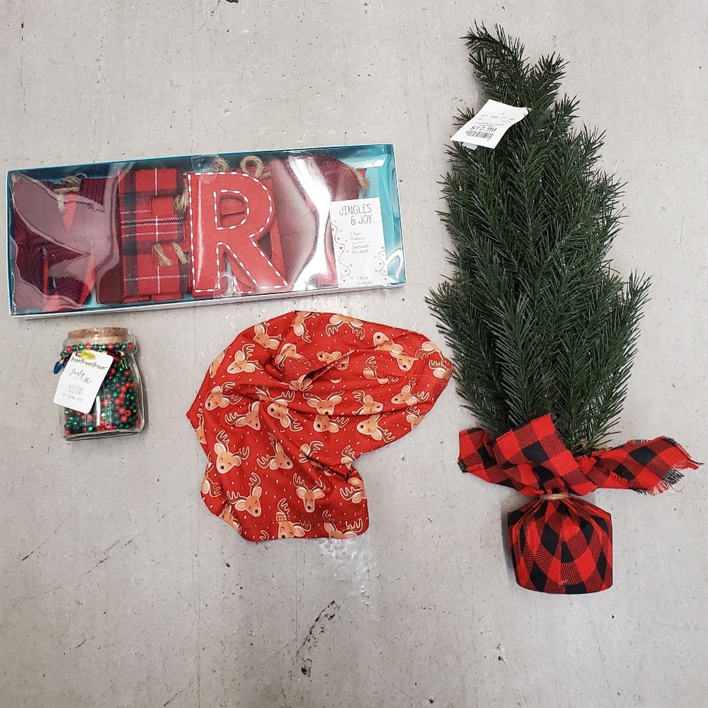 New 4pc Holiday Bundle.